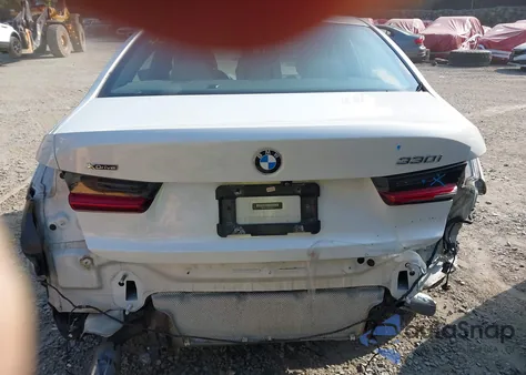 2019 BMW 330I xDrive z USA, uszkodzony, nr VIN WBA5R7C58KAJ81614